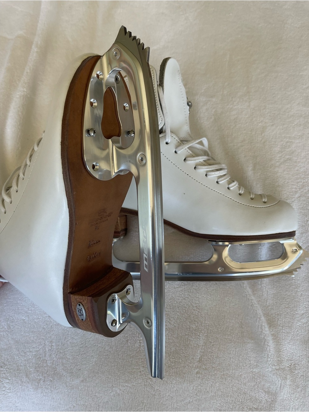 Jackson Matrix 10” Freestyle Silver Blades